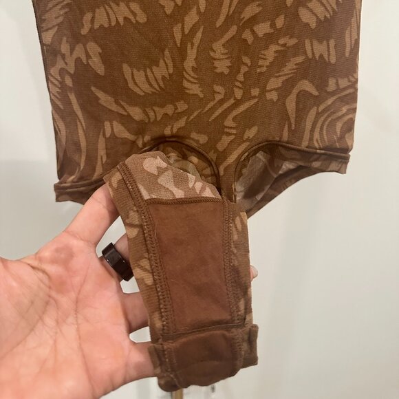 Skims summer mesh  BodySuit - Picture 2 of 5